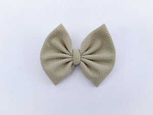 Khaki 5in Bow